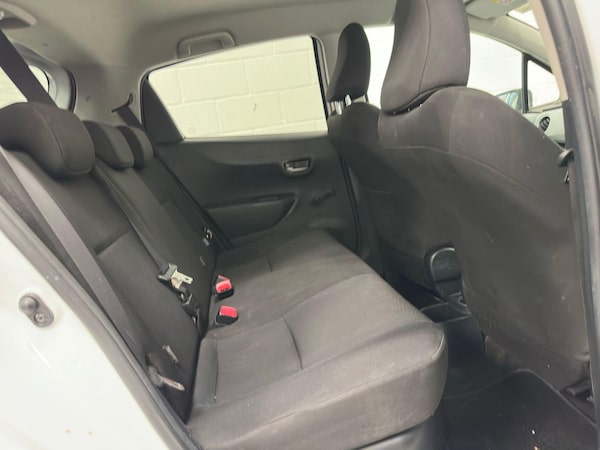 Used Toyota Yaris 2014 for sale - 75291854: Photo 29
