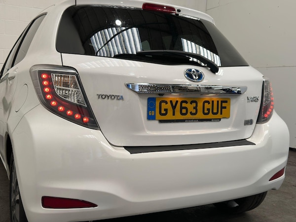 Used Toyota Yaris 2014 for sale - 75291854: Photo 31