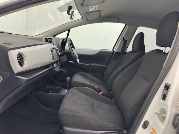 Used Toyota Yaris 2014 for sale - 75291854: Photo 32