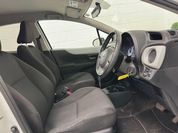 Used Toyota Yaris 2014 for sale - 75291854: Photo 33