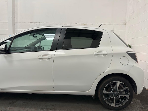 Used Toyota Yaris 2014 for sale - 75291854: Photo 44
