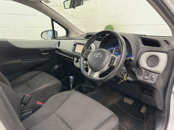 Used Toyota Yaris 2014 for sale - 75291854: Photo 9