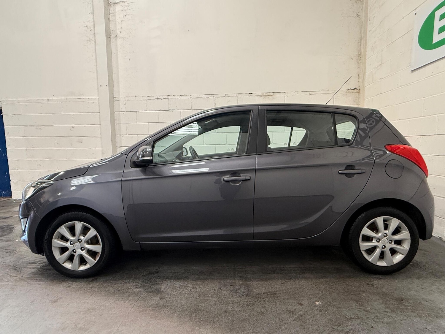 Used Hyundai i20 2014 for sale - 76592907: Photo 7