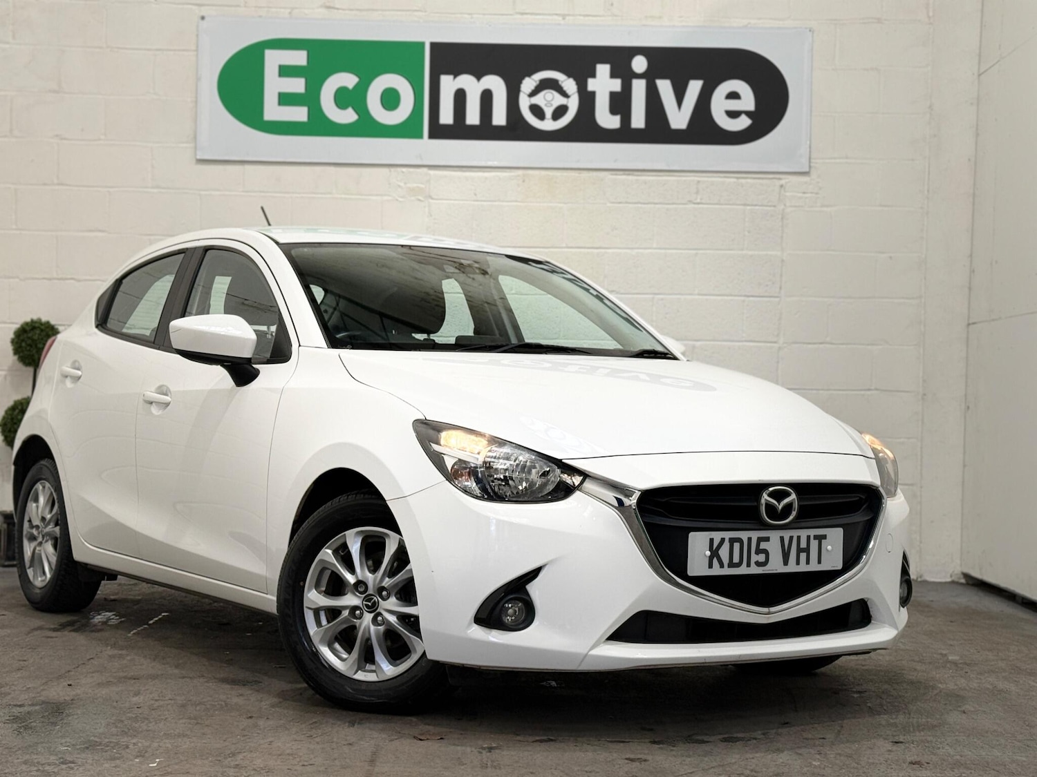 Used Mazda Mazda2 2015 for sale - 76633590: Photo 1