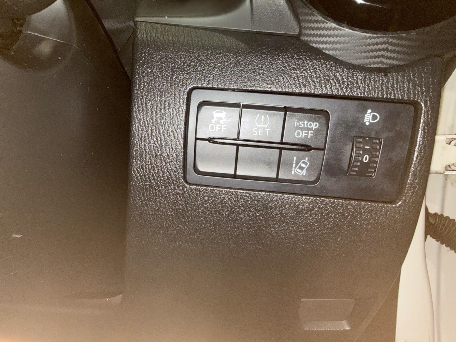 Used Mazda Mazda2 2015 for sale - 76633590: Photo 24