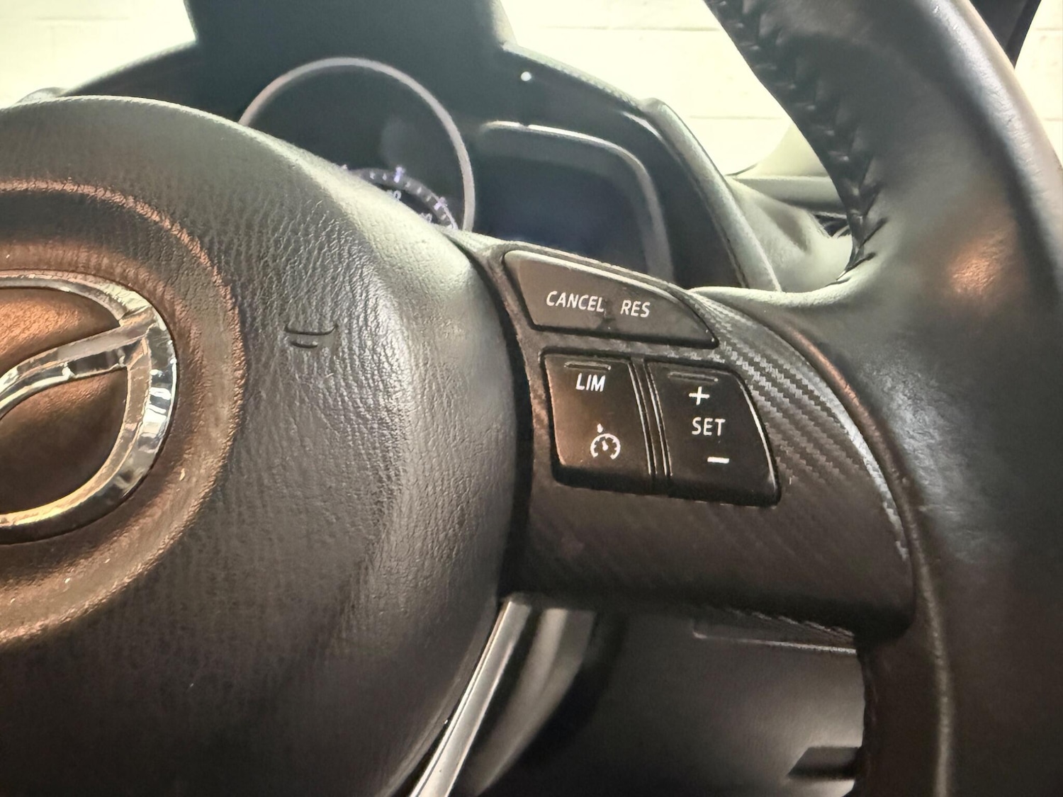 Used Mazda Mazda2 2015 for sale - 76633590: Photo 25