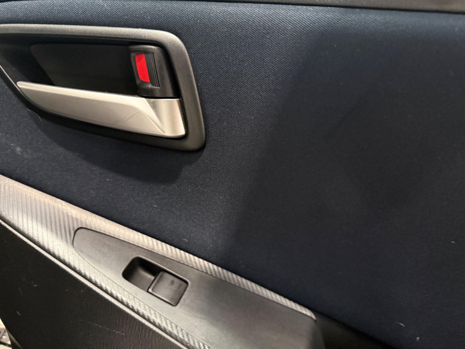 Used Mazda Mazda2 2015 for sale - 76633590: Photo 27