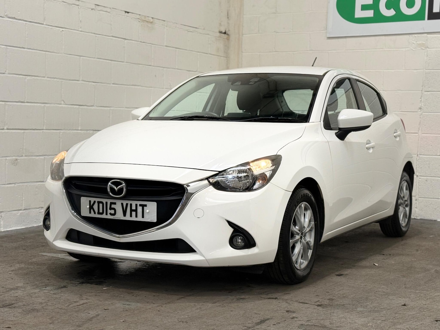 Used Mazda Mazda2 2015 for sale - 76633590: Photo 3