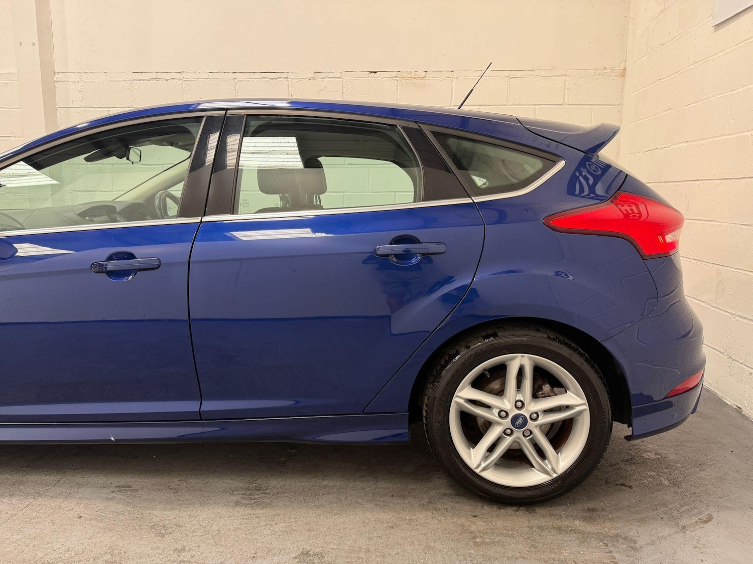 Used Ford Focus 2016 for sale - 77255024: Photo 13