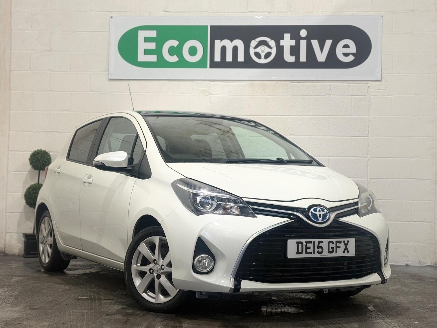 Used Toyota Yaris 2015 for sale - 76759302: Photo 1