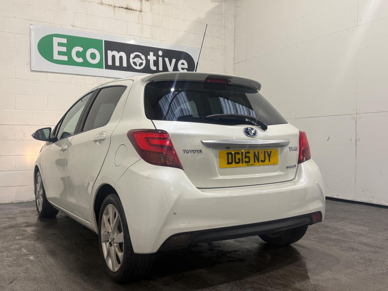 Used Toyota Yaris 2015 for sale - 76759302: Photo 5