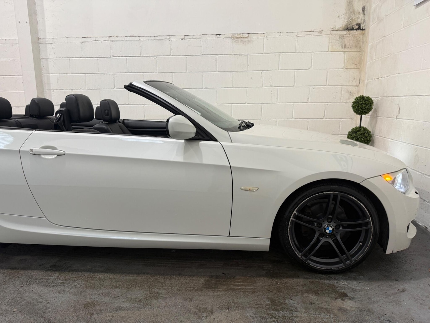 Used BMW 3 Series 2011 for sale - 77387114: Photo 10