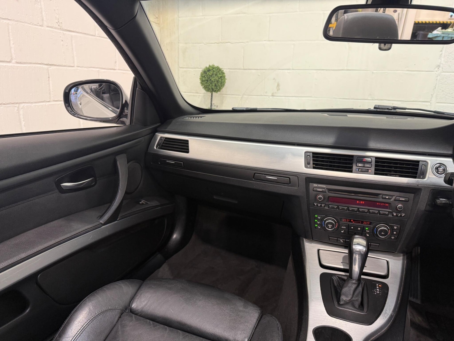 Used BMW 3 Series 2011 for sale - 77387114: Photo 15