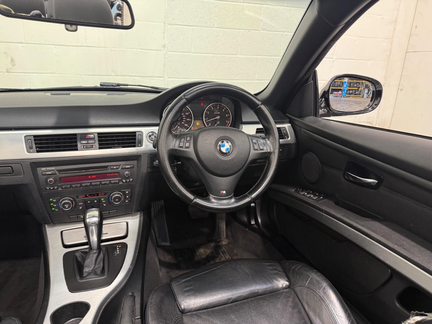 Used BMW 3 Series 2011 for sale - 77387114: Photo 16