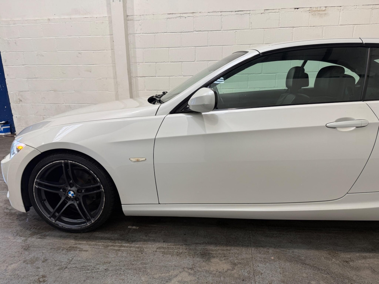 Used BMW 3 Series 2011 for sale - 77387114: Photo 6