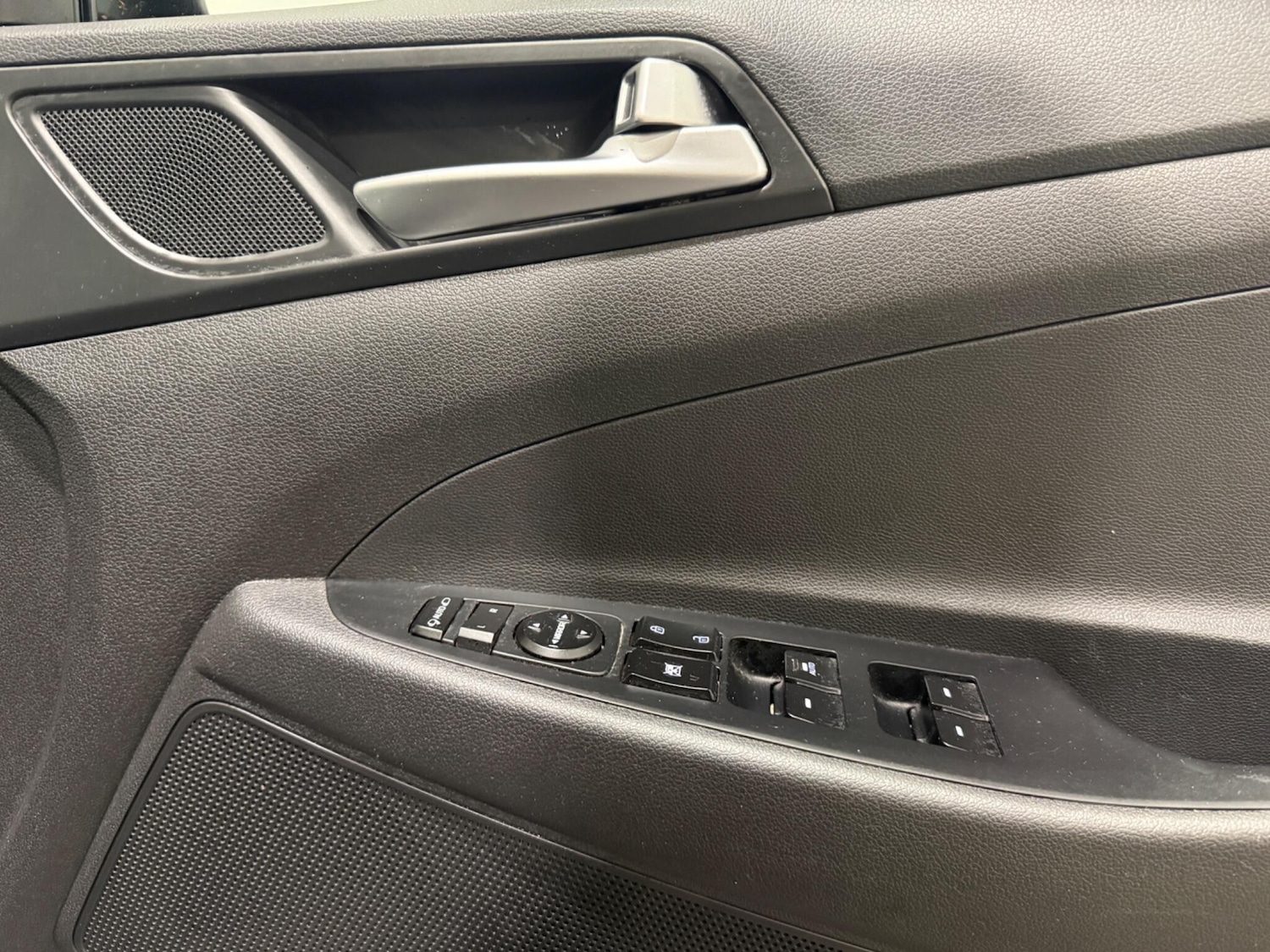 Used Hyundai TUCSON 2016 for sale - 77807845: Photo 30