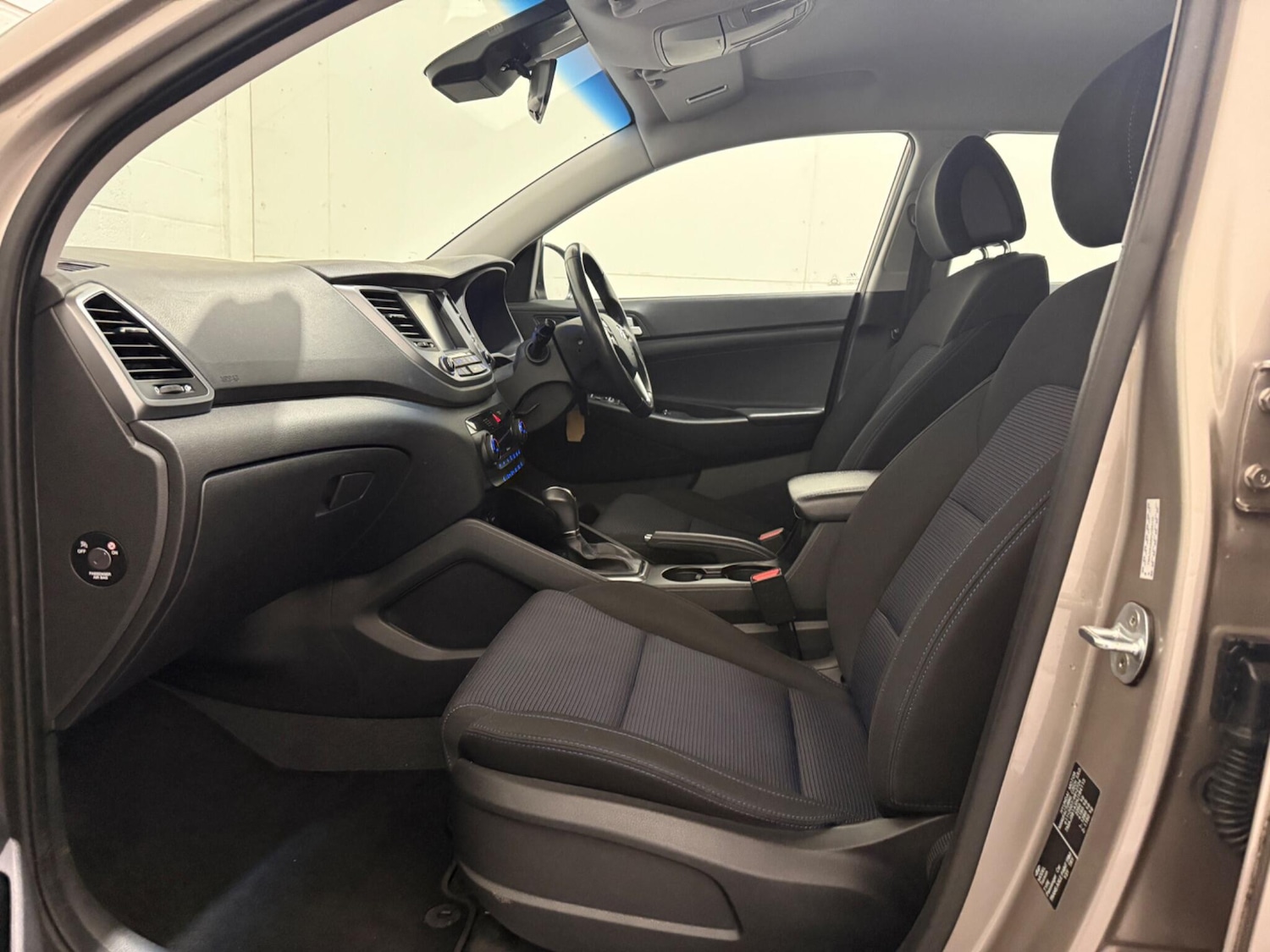 Used Hyundai TUCSON 2016 for sale - 77807845: Photo 38