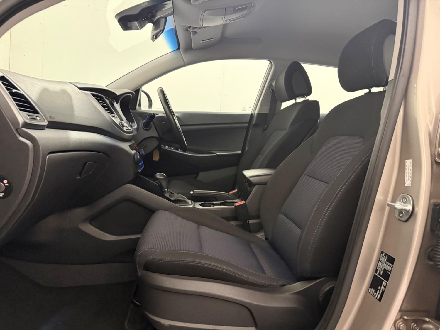 Used Hyundai TUCSON 2016 for sale - 77807845: Photo 39