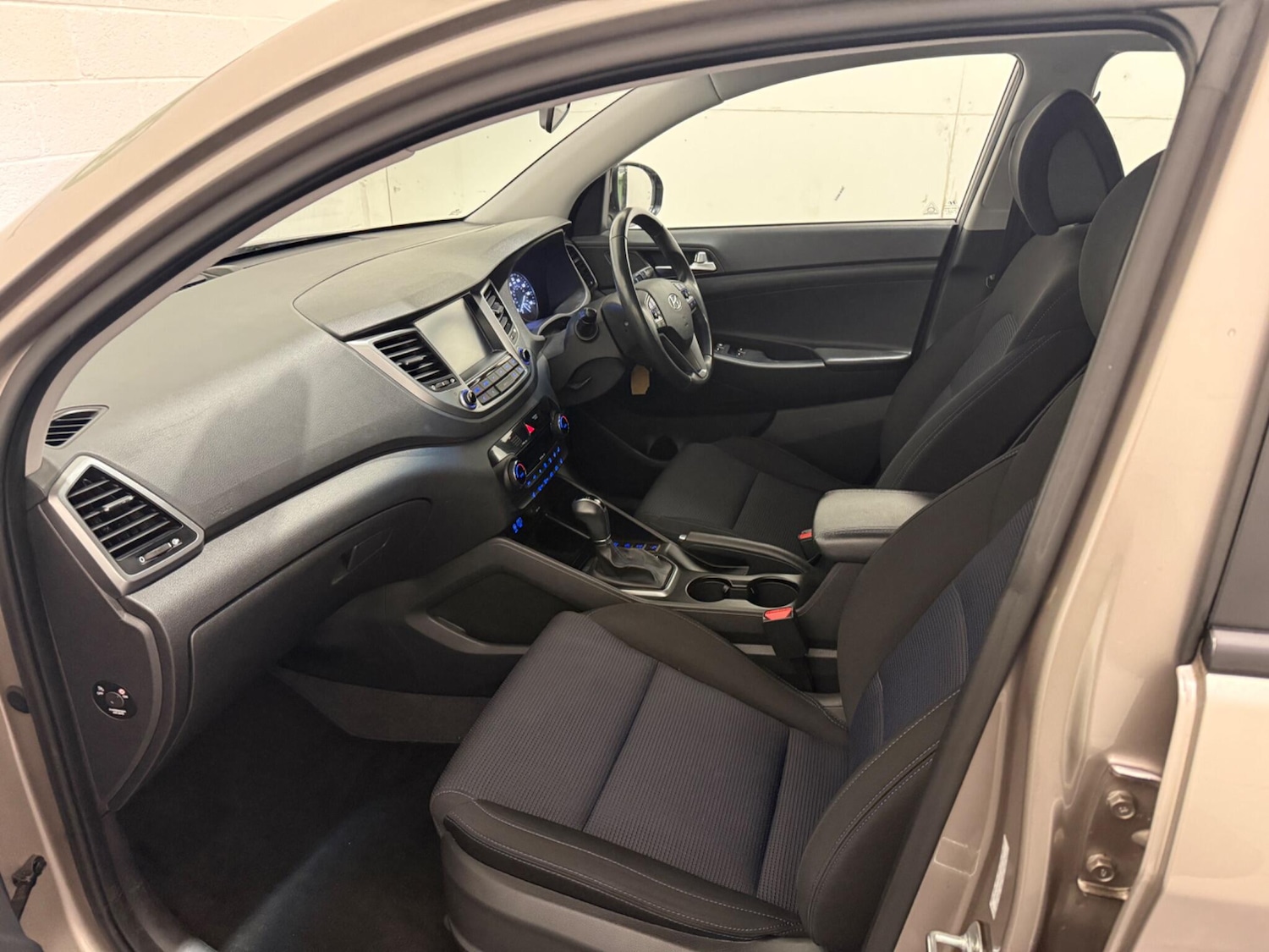 Used Hyundai TUCSON 2016 for sale - 77807845: Photo 40