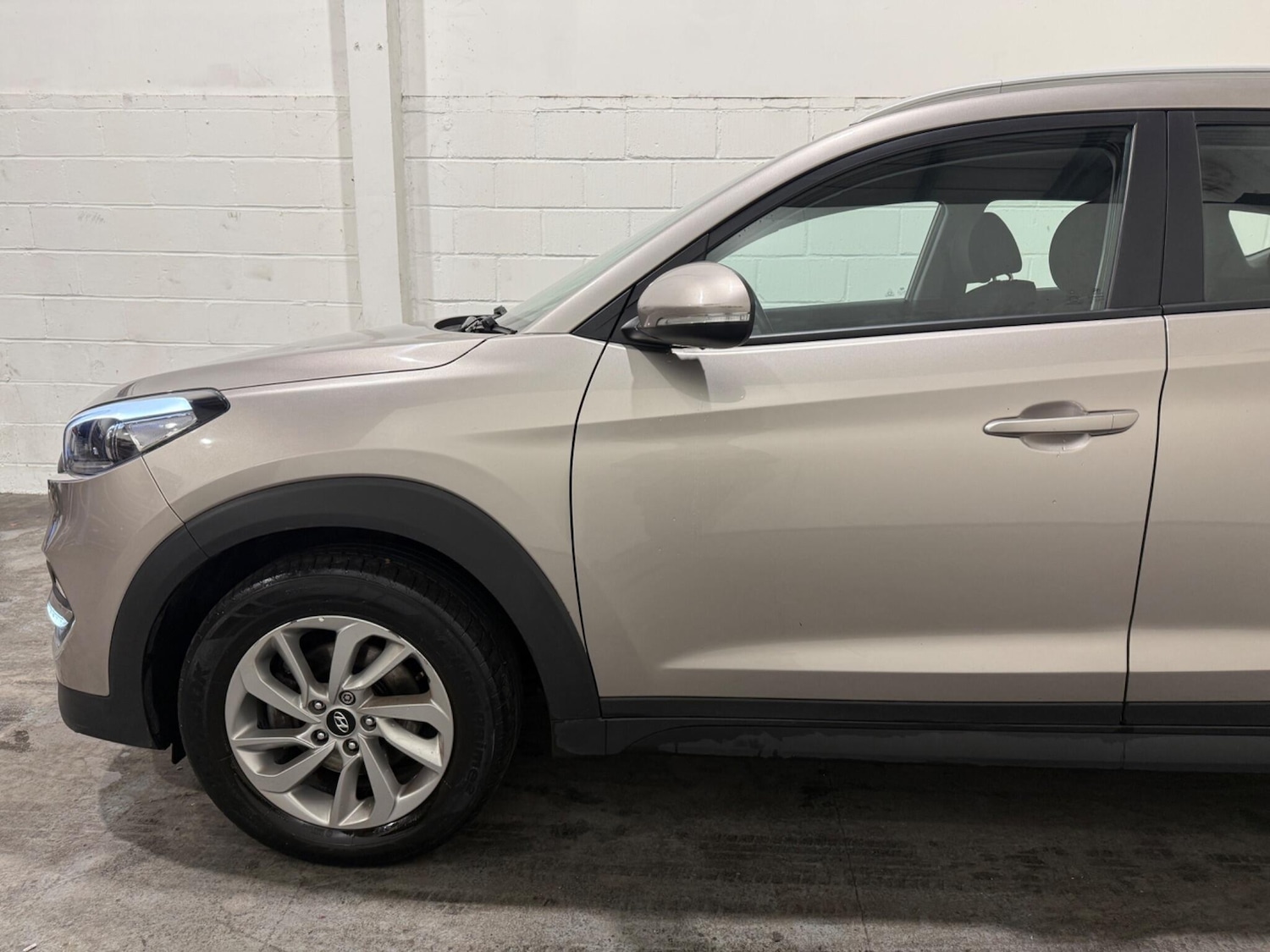 Used Hyundai TUCSON 2016 for sale - 77807845: Photo 6