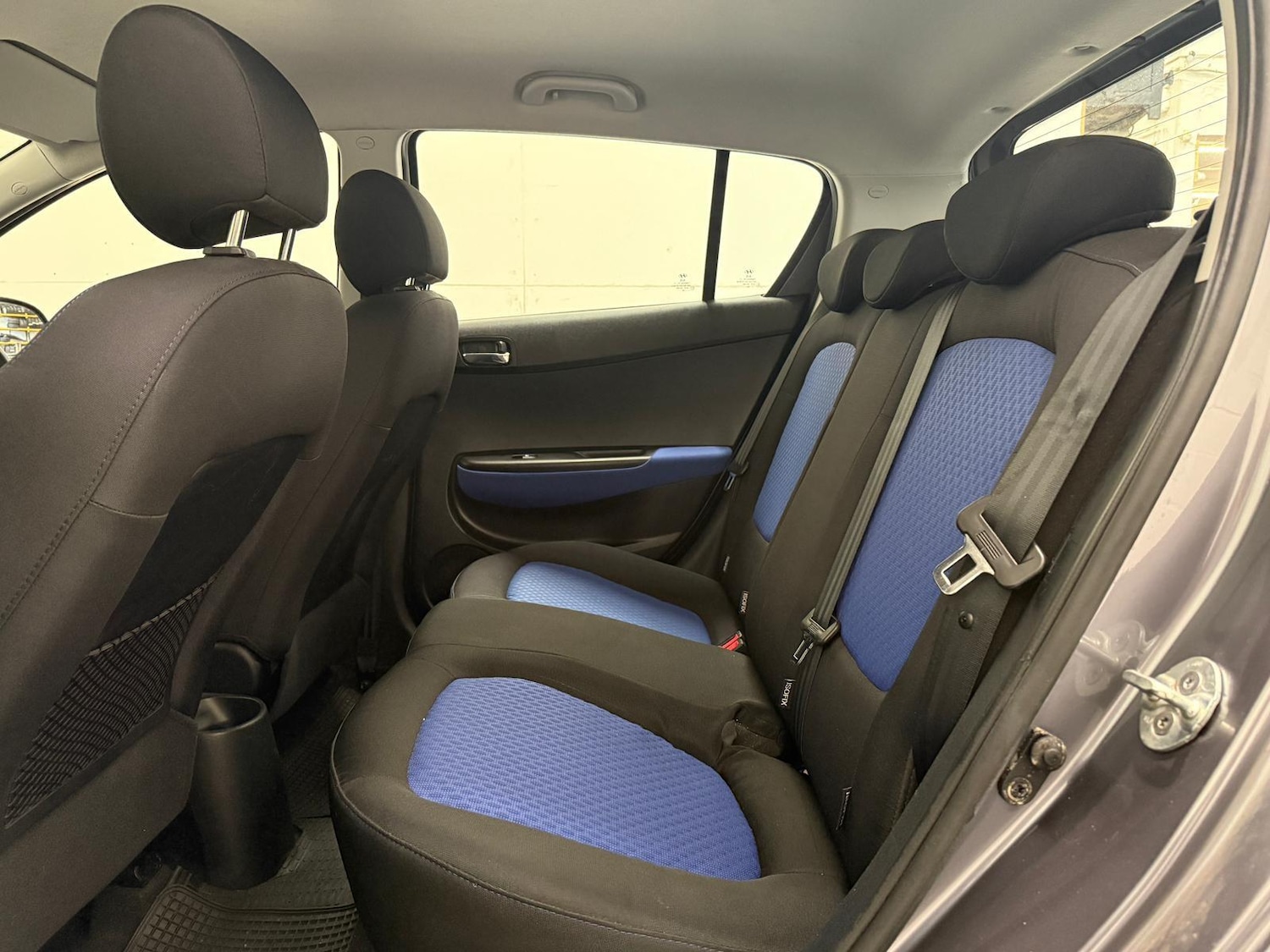 Used Hyundai i20 2009 for sale - 76987978: Photo 40