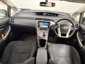 Used Toyota Prius 2019 for sale - 78976682: Photo
