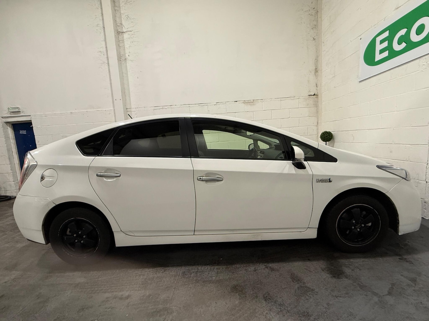 Used Toyota Prius 2013 for sale - 76743488: Photo 10