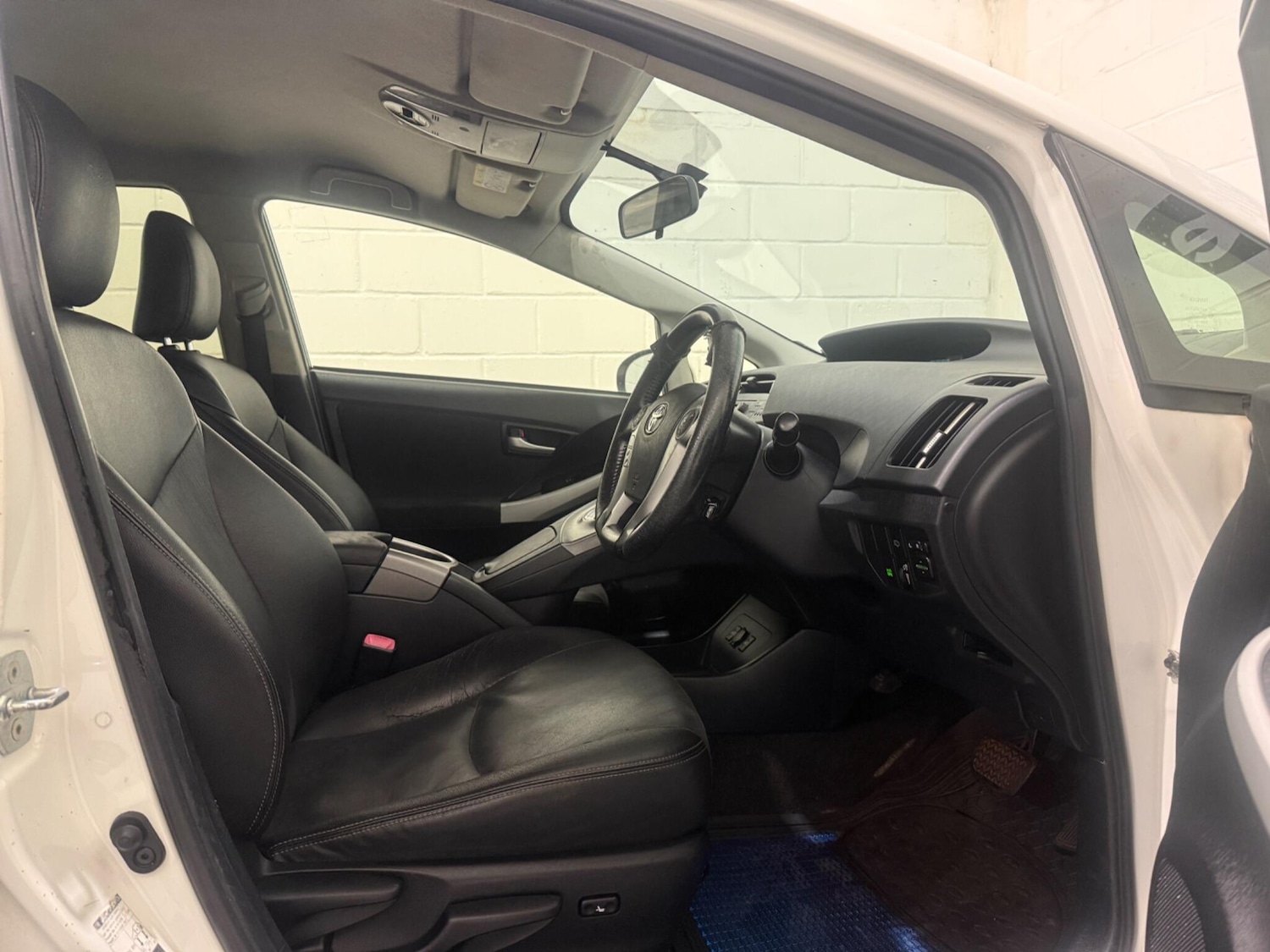 Used Toyota Prius 2013 for sale - 76743488: Photo 16