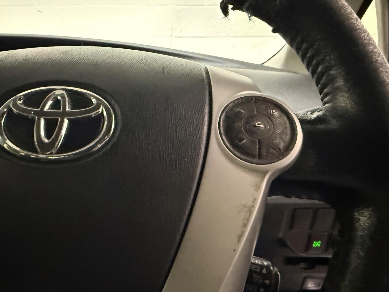 Used Toyota Prius 2013 for sale - 76743488: Photo 27