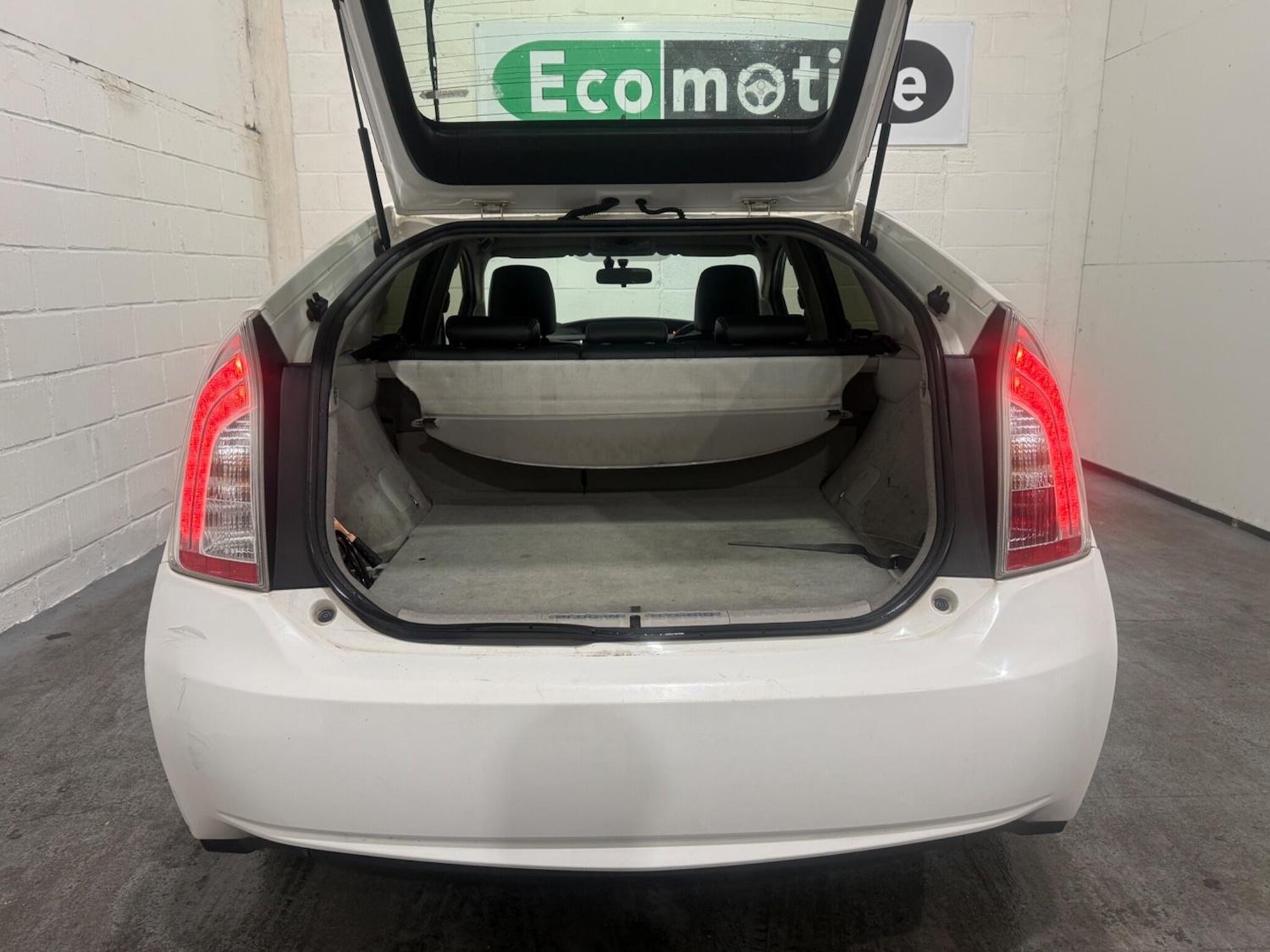 Used Toyota Prius 2013 for sale - 76743488: Photo 31