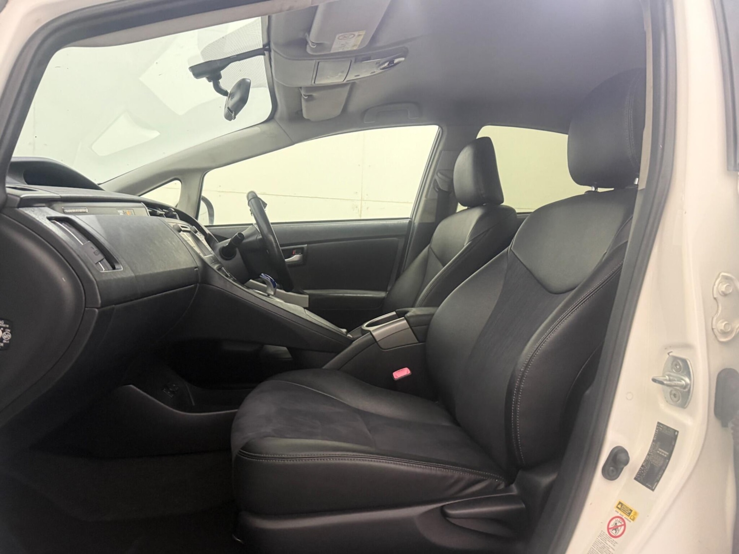 Used Toyota Prius 2013 for sale - 76743488: Photo 32