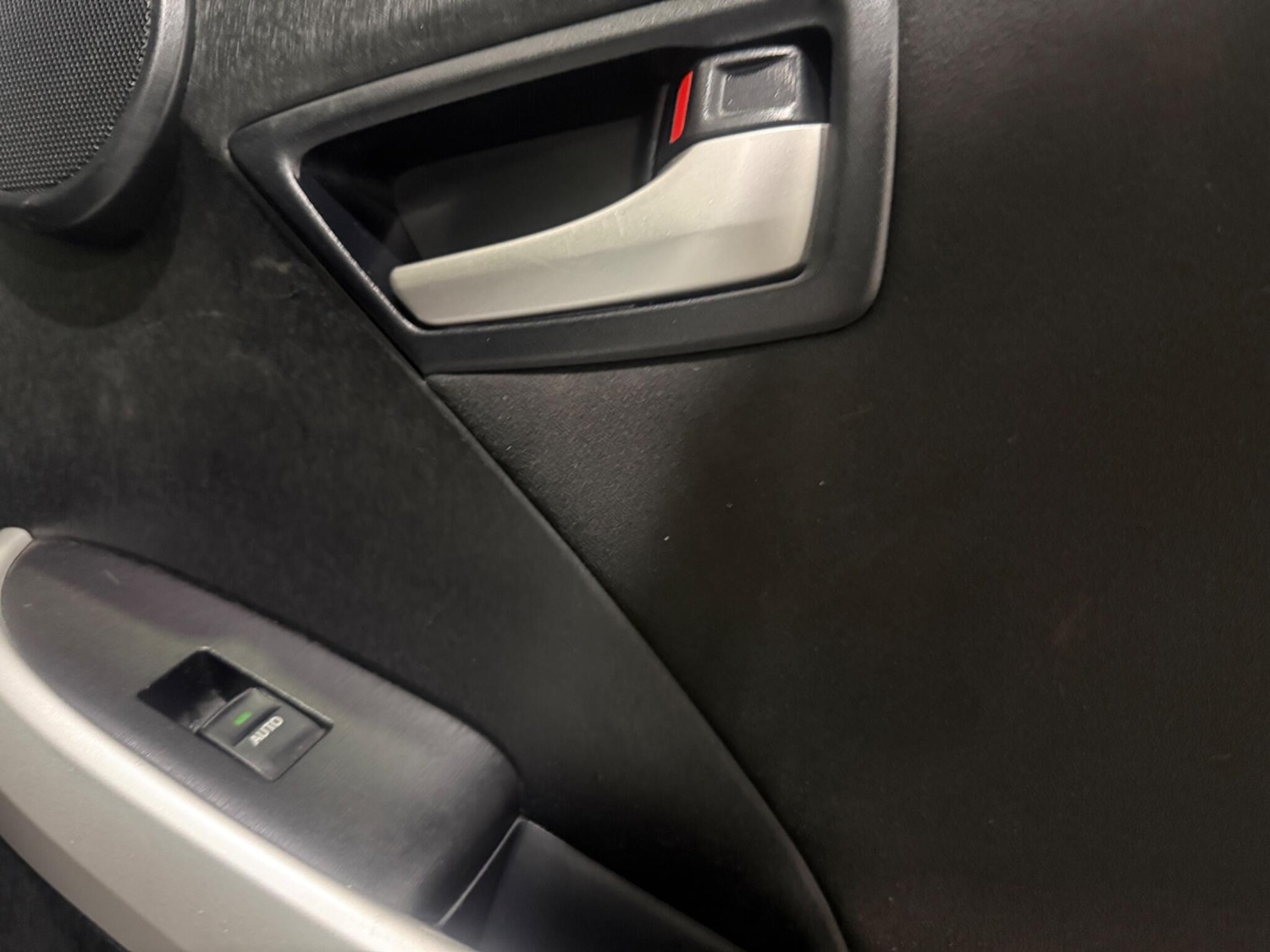 Used Toyota Prius 2013 for sale - 76743488: Photo 45