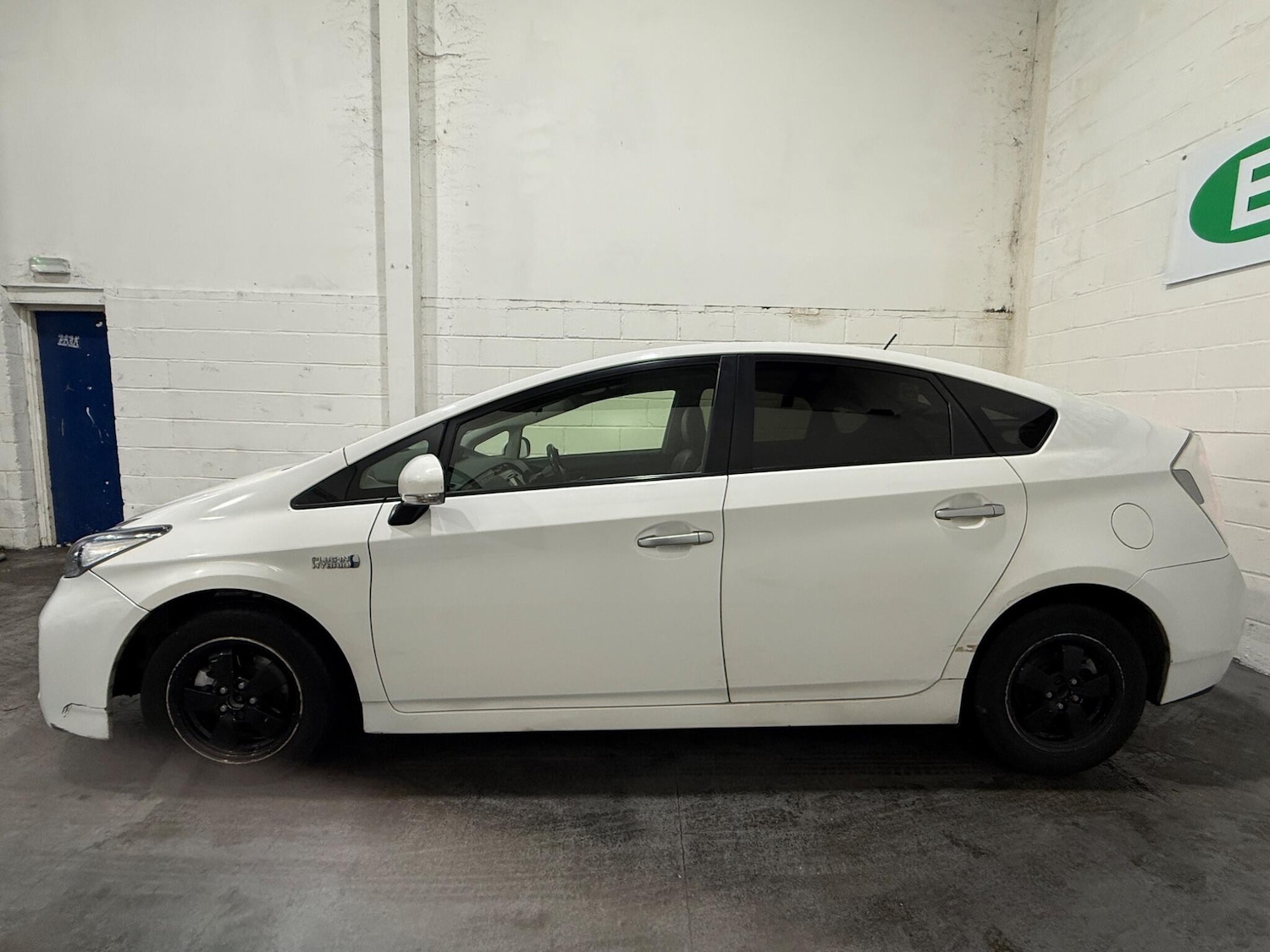Used Toyota Prius 2013 for sale - 76743488: Photo 6