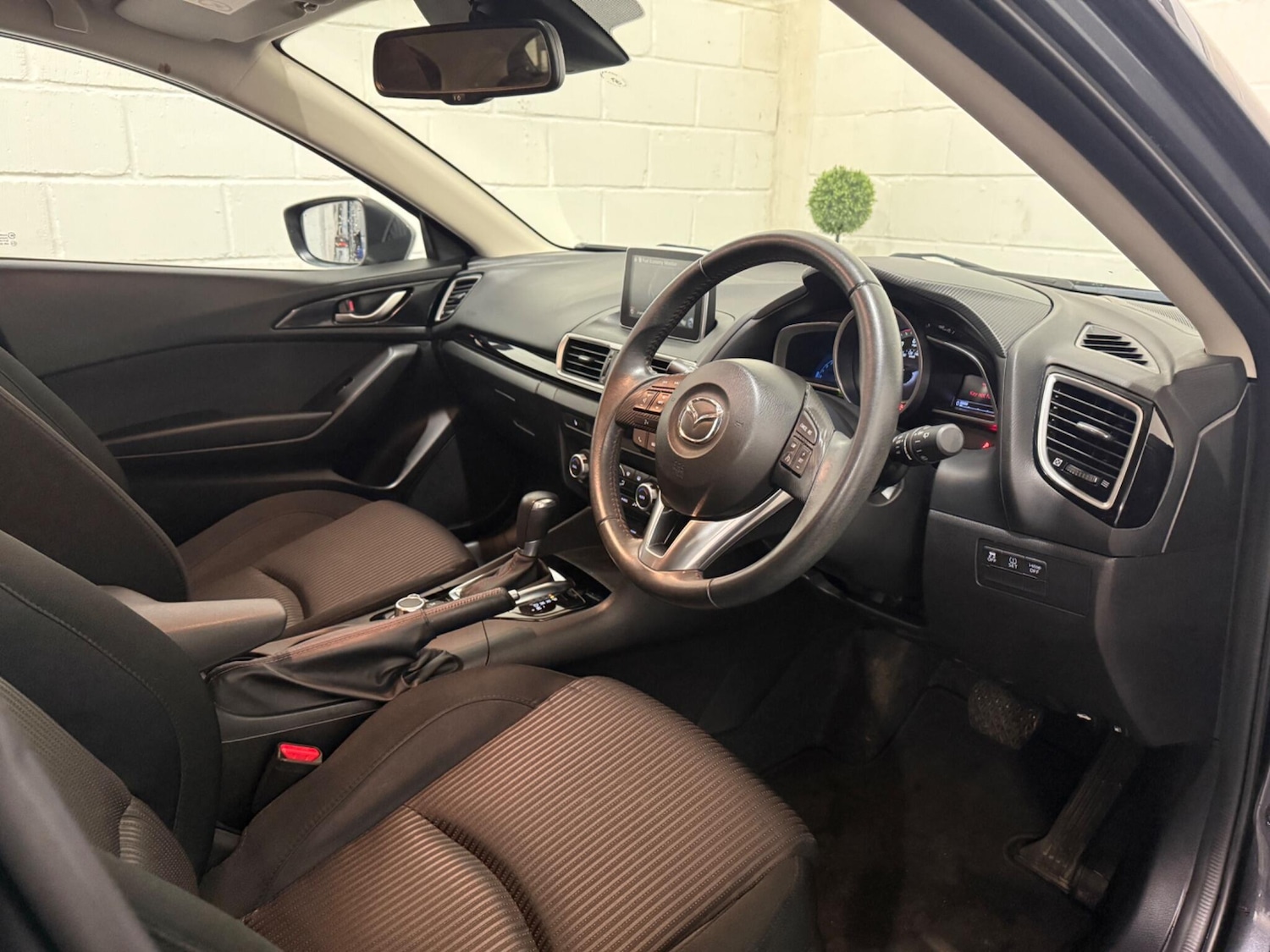 Used Mazda Mazda3 2016 for sale - 76865691: Photo 12