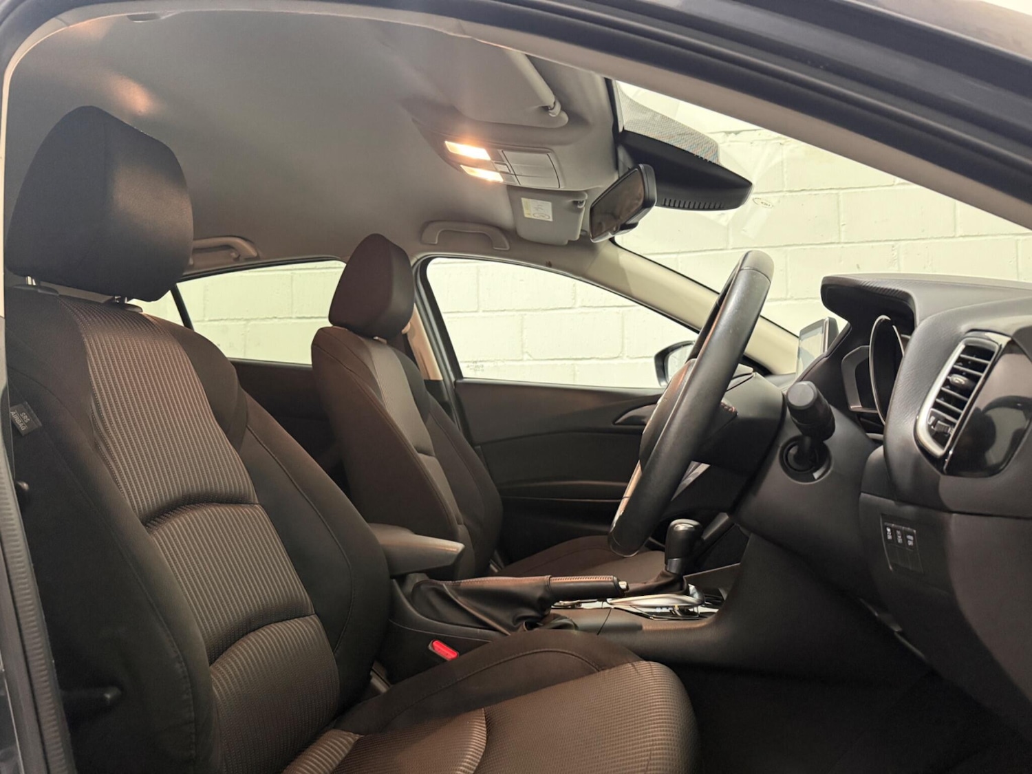 Used Mazda Mazda3 2016 for sale - 76865691: Photo 16