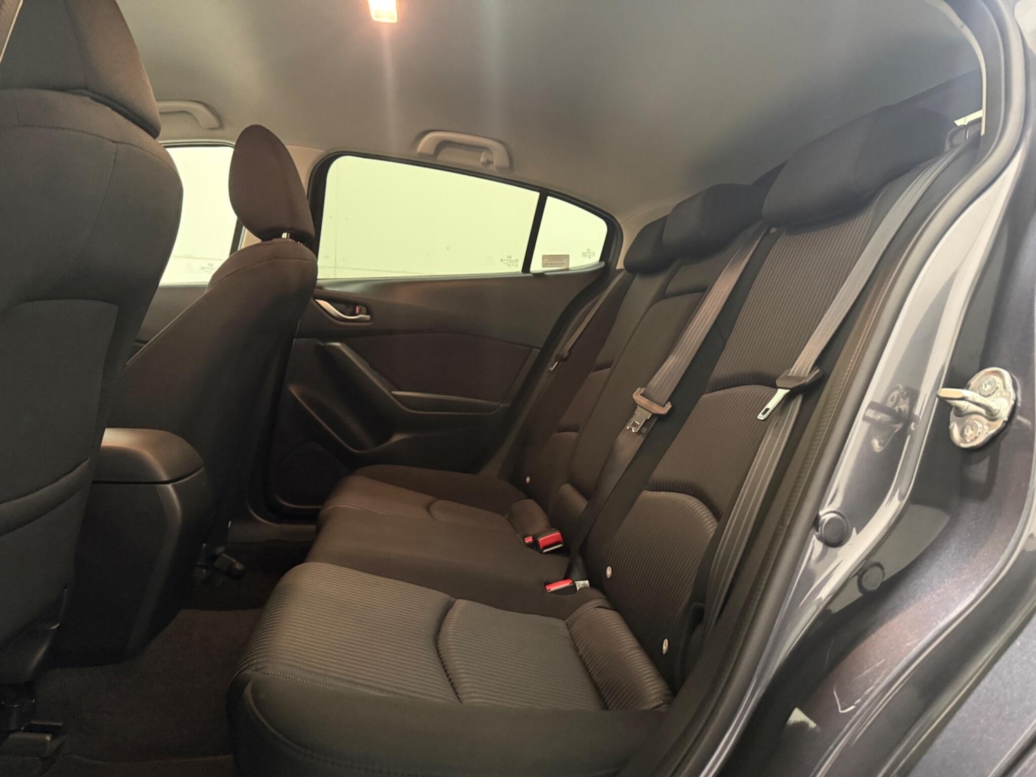 Used Mazda Mazda3 2016 for sale - 76865691: Photo 21