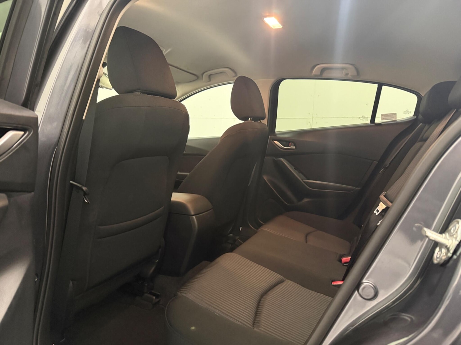 Used Mazda Mazda3 2016 for sale - 76865691: Photo 22