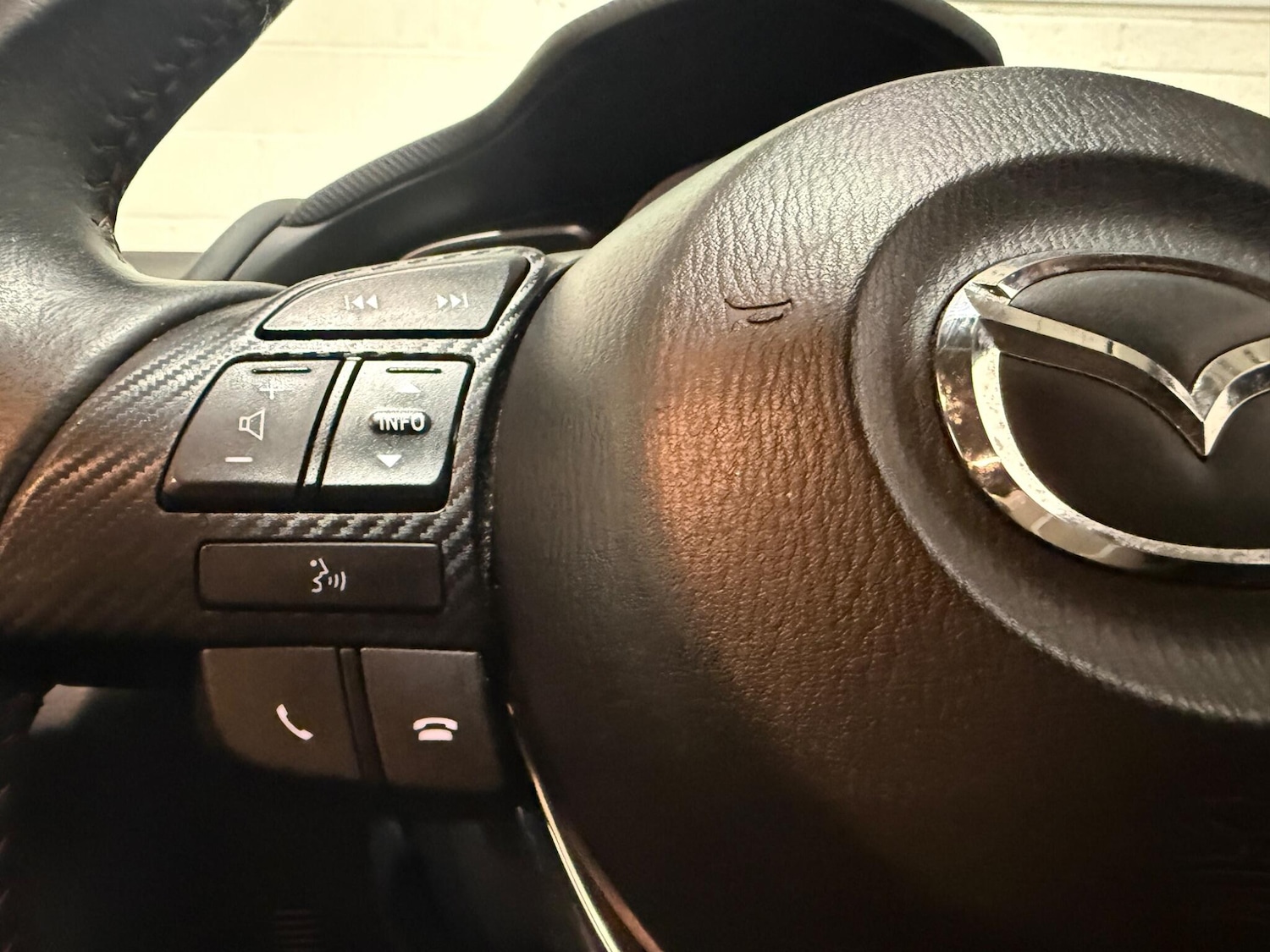 Used Mazda Mazda3 2016 for sale - 76865691: Photo 24