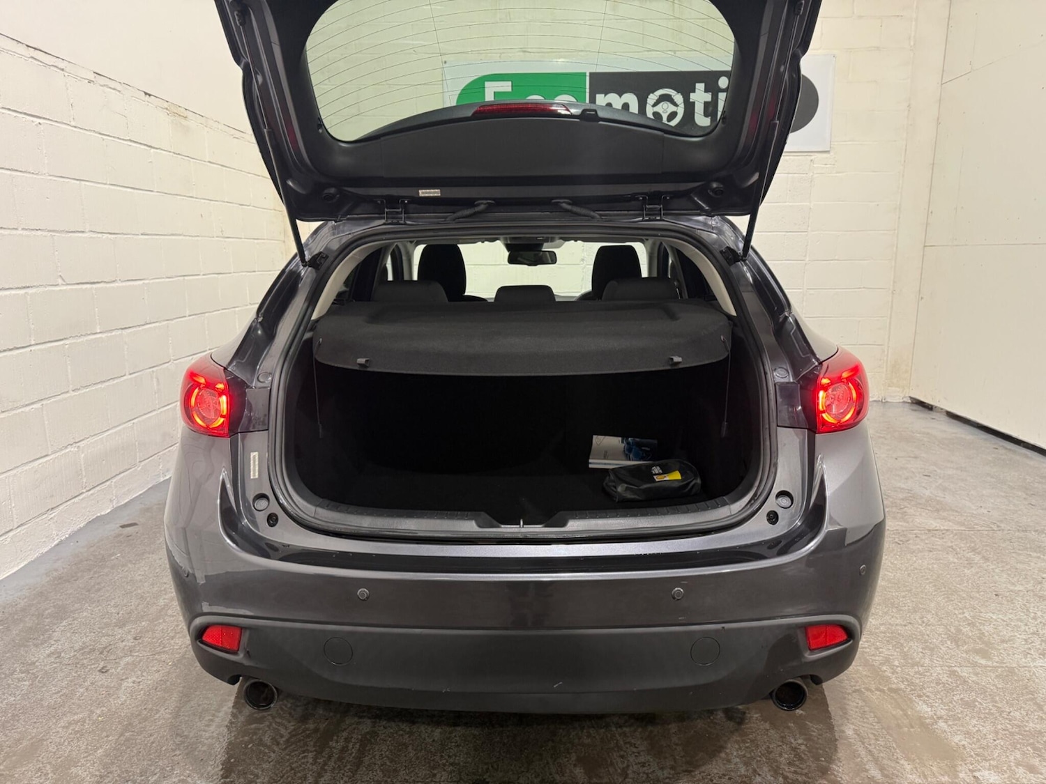 Used Mazda Mazda3 2016 for sale - 76865691: Photo 31