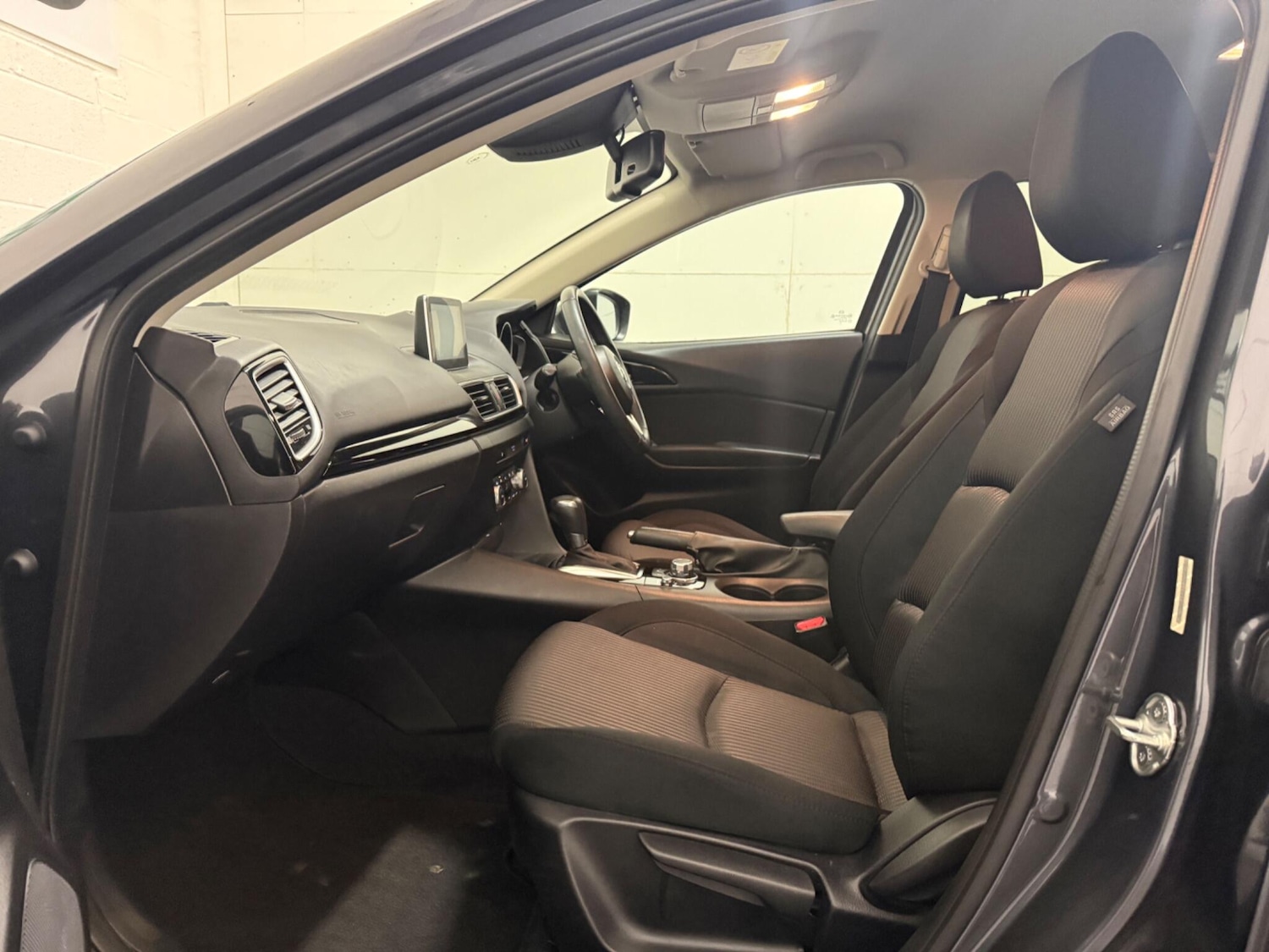 Used Mazda Mazda3 2016 for sale - 76865691: Photo 33