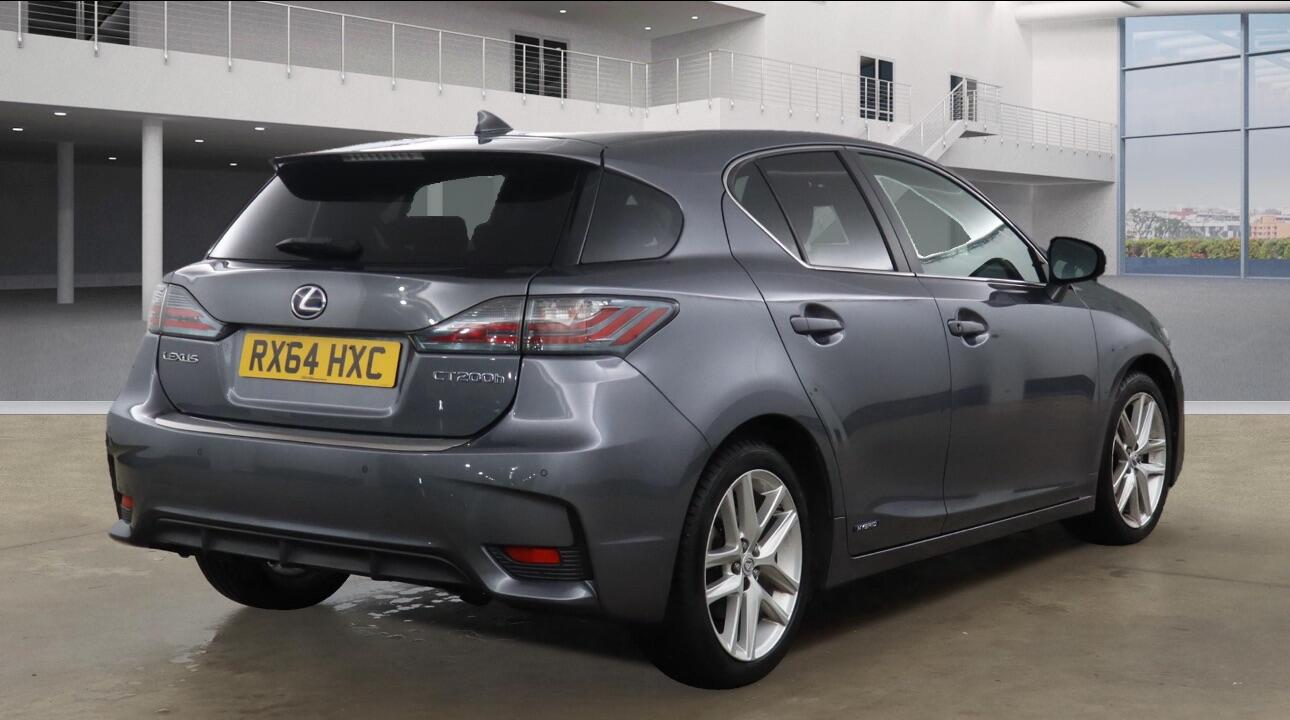 Used Lexus CT 2014 for sale - 76446499: Photo 4