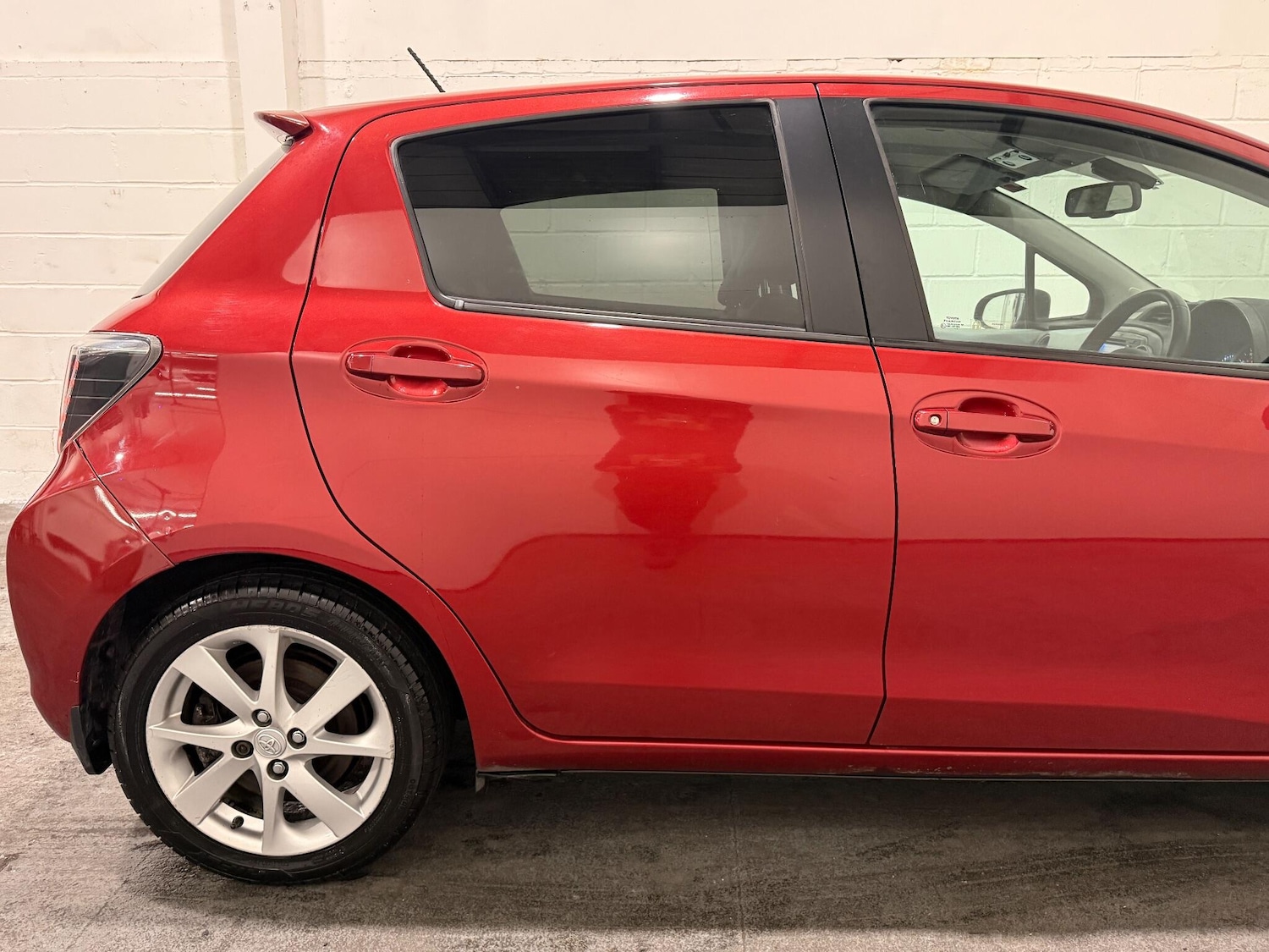 Used Toyota Yaris 2012 for sale - 76899458: Photo 18