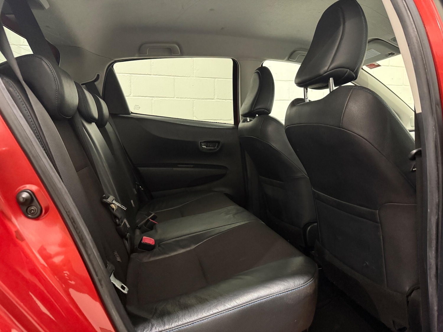 Used Toyota Yaris 2012 for sale - 76899458: Photo 35