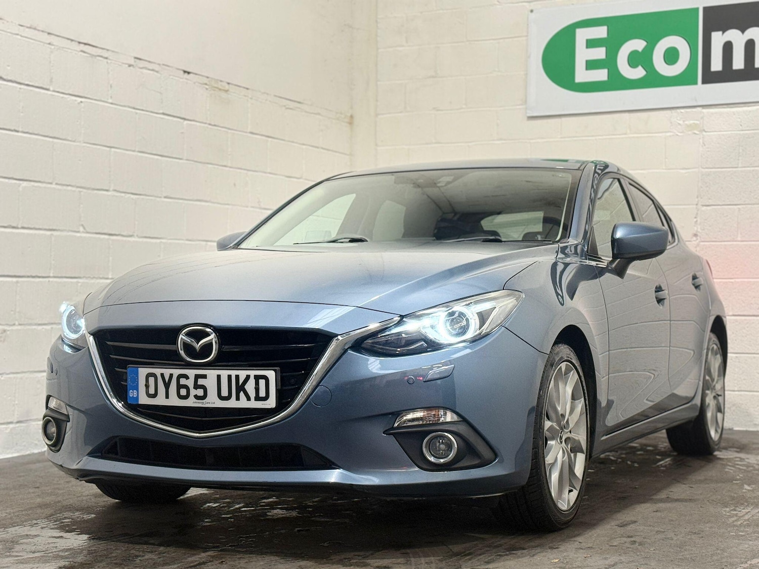 Used Mazda Mazda3 2015 for sale - 76759653: Photo 2