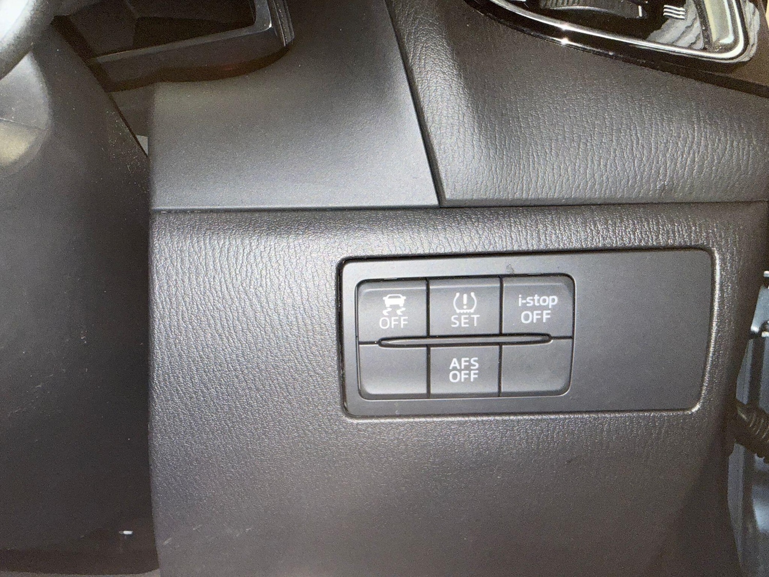 Used Mazda Mazda3 2015 for sale - 76759653: Photo 28