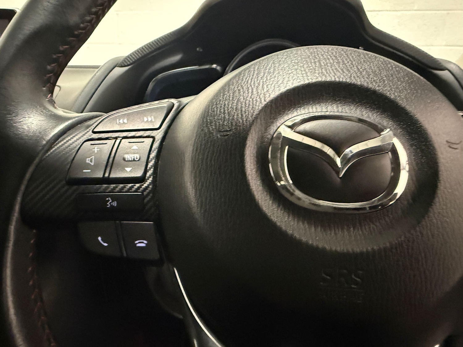 Used Mazda Mazda3 2015 for sale - 76759653: Photo 29