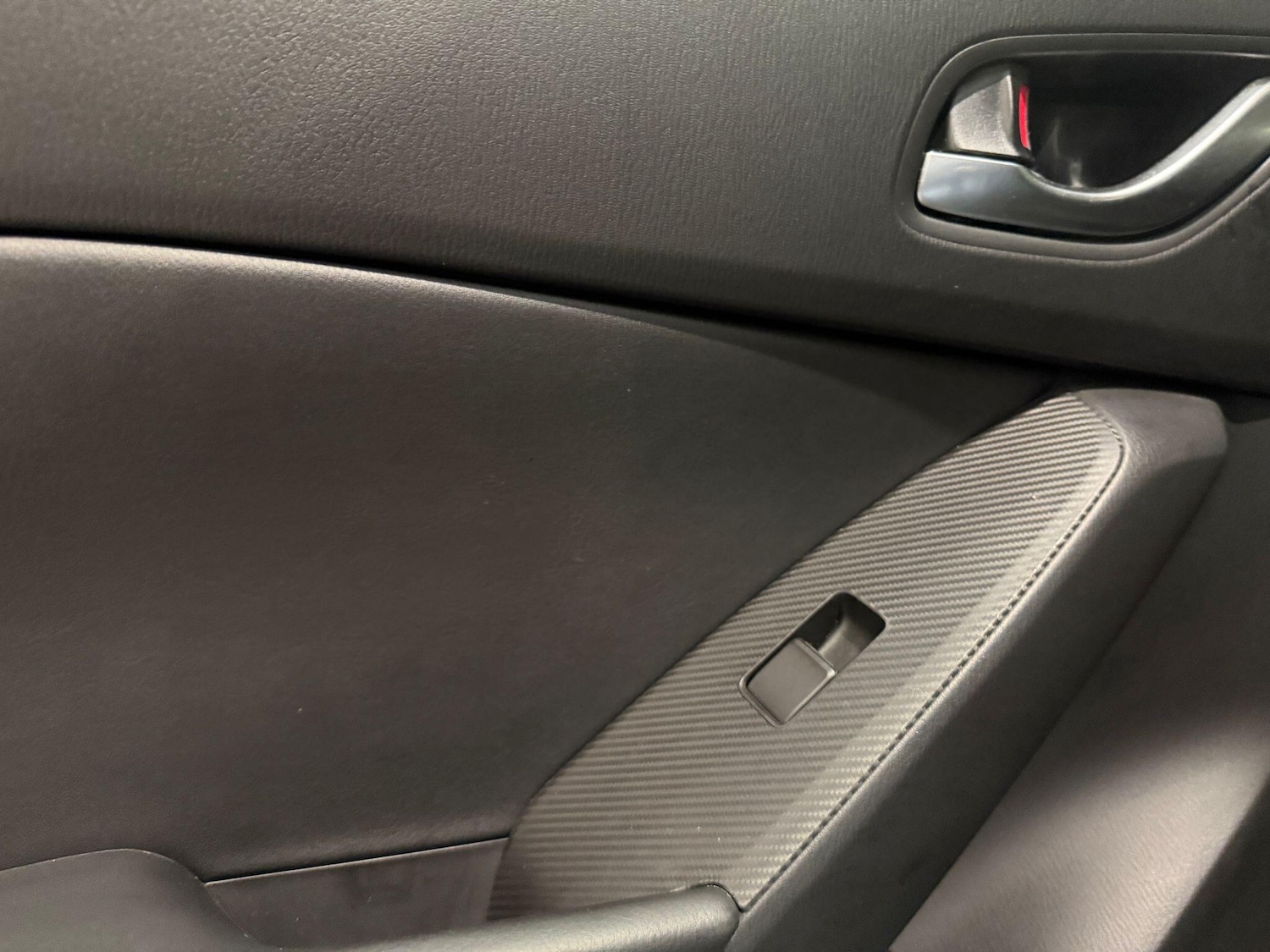 Used Mazda Mazda3 2015 for sale - 76759653: Photo 39