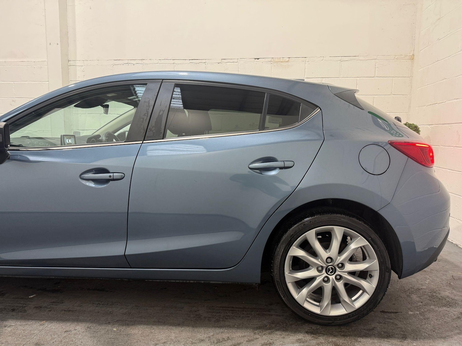 Used Mazda Mazda3 2015 for sale - 76759653: Photo 9