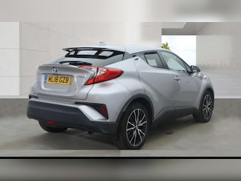 Used Toyota C-HR 2018 for sale - 78541865: Photo