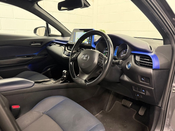 Used Toyota C-HR 2018 for sale - 75623158: Photo 25